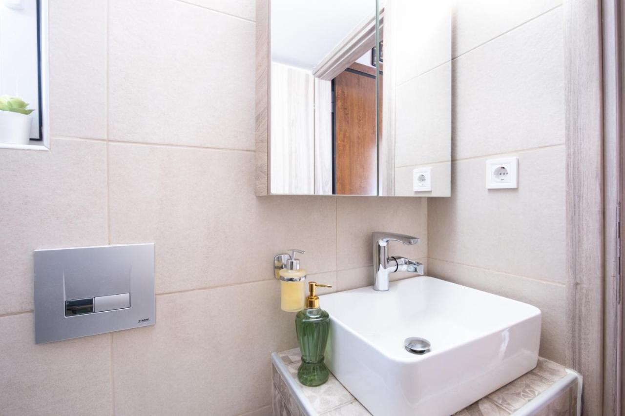 Family Apartment Near Port Le Pirée Extérieur photo