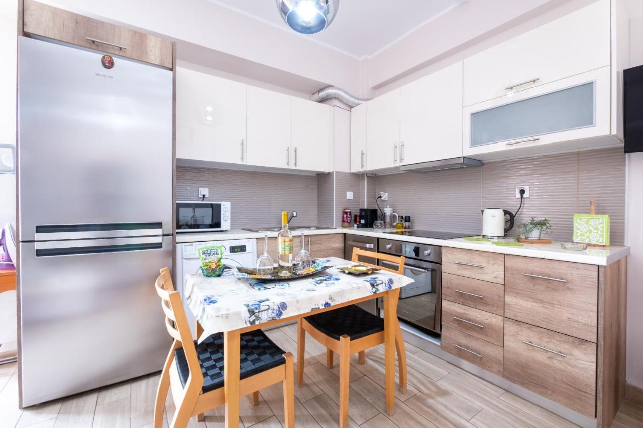 Family Apartment Near Port Le Pirée Extérieur photo